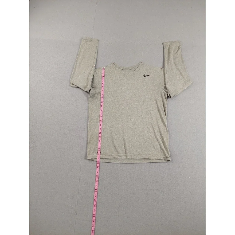 Nike Men Athletic Shirt M Gray Dri Fit 100% Polyester Logo Long Sleeve Crew Neck